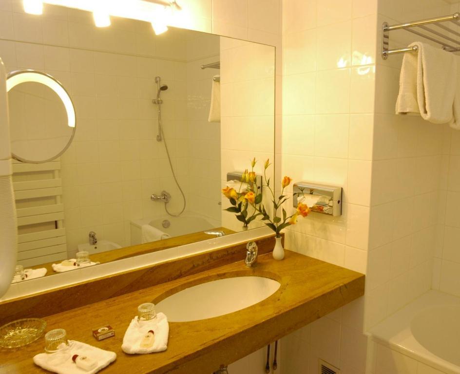 Hostellerie La Huchette Replonges Pokój zdjęcie